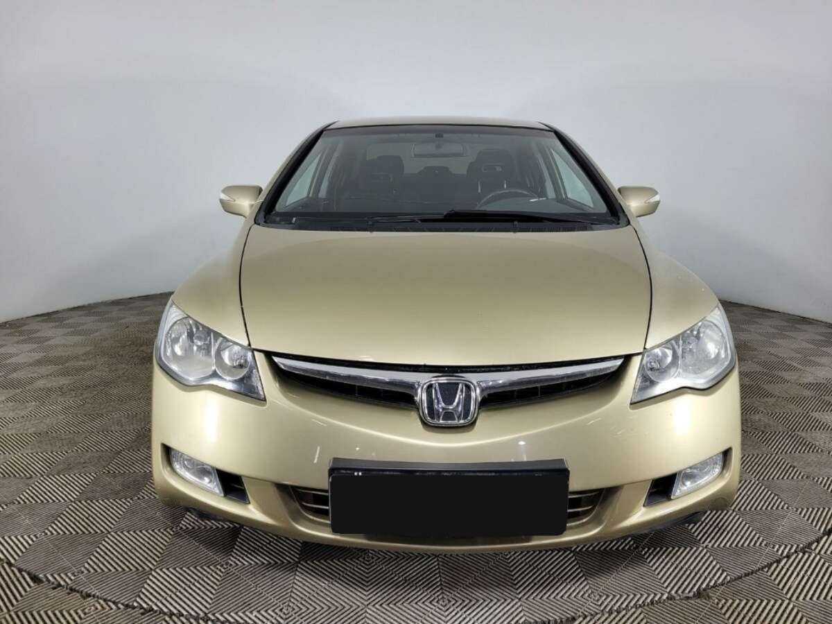 Honda Civic 2007 года с пробегом. Посмотреть фото