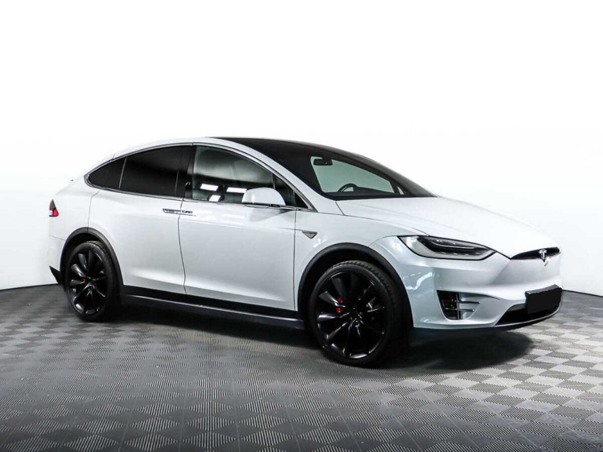 Tesla Model X 2016 года с пробегом. Фото: #1