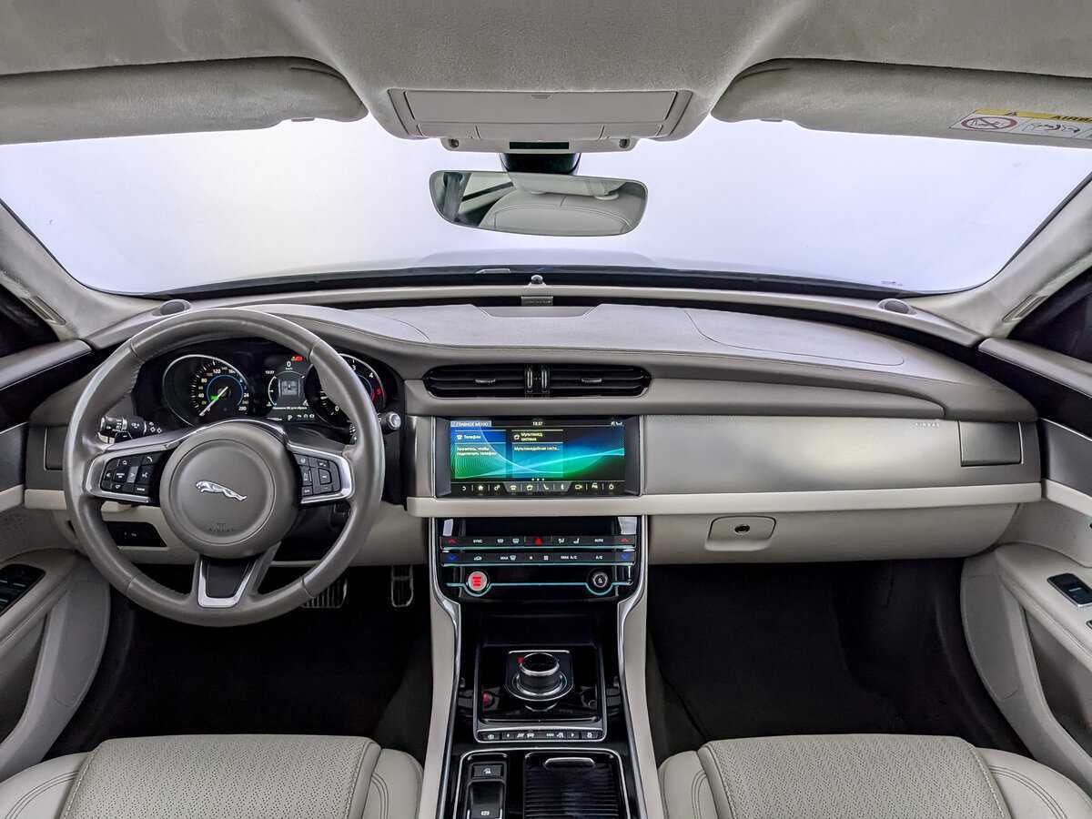 Jaguar XF 2018 года с пробегом. Фото: #13