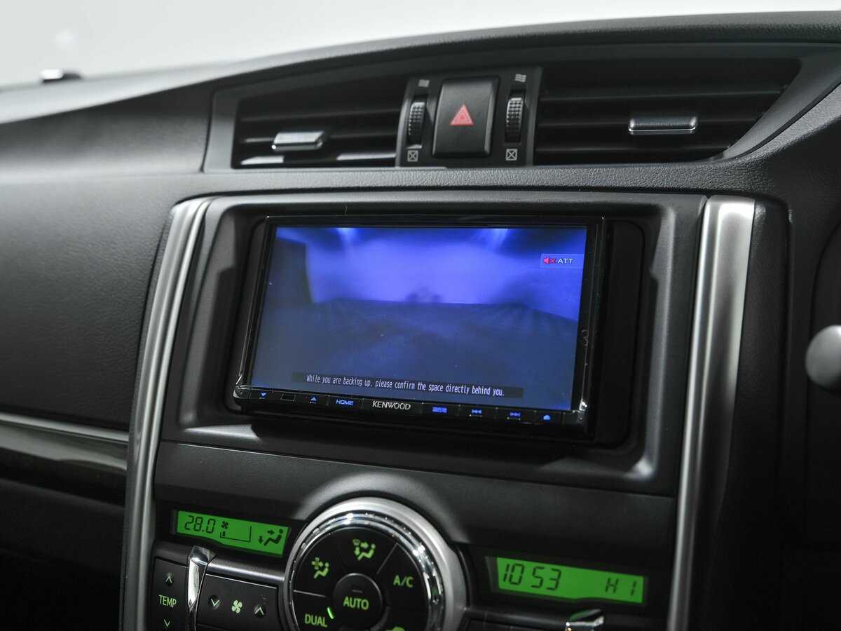 Toyota Mark X 2016 года с пробегом. Фото: #9