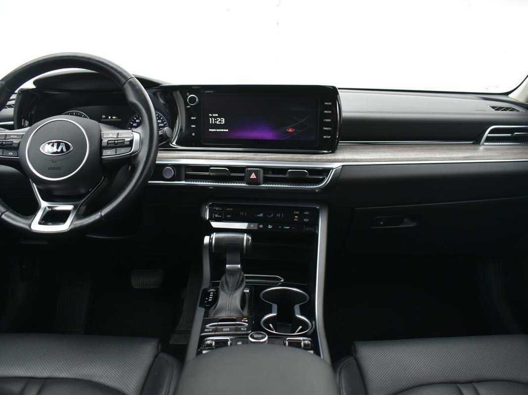 Kia K5 2020 года с пробегом. Фото: #11