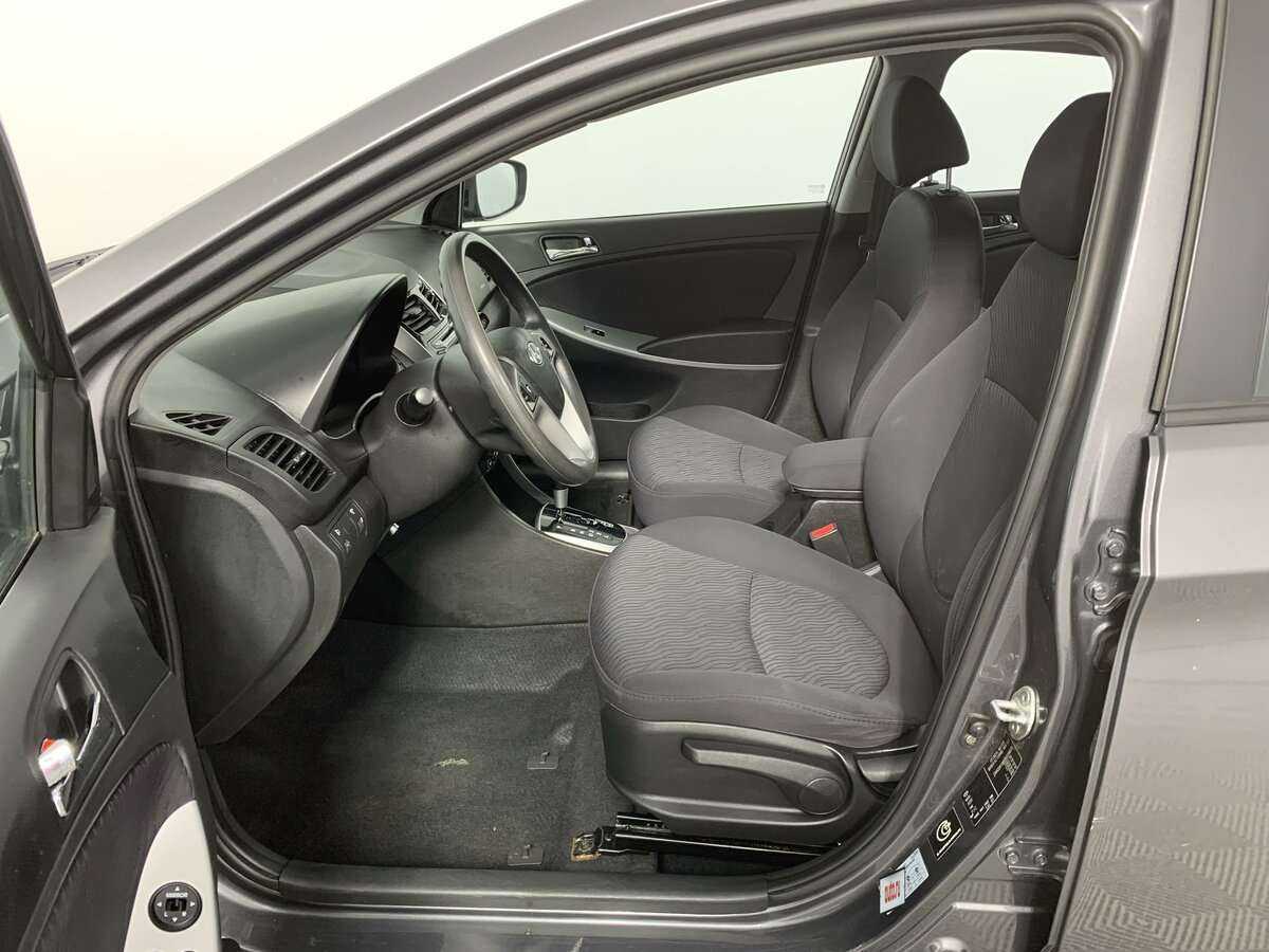 Hyundai Solaris 2013 года с пробегом. Фото: #13