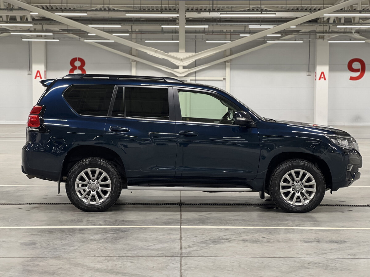 Toyota Land Cruiser Prado 2017 года с пробегом. Фото: #3