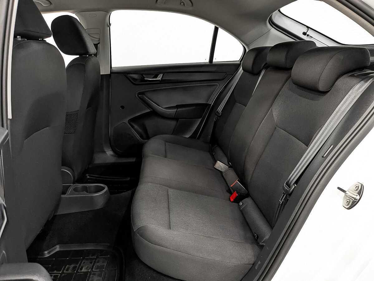 Skoda Rapid 2019 года с пробегом. Фото: #15