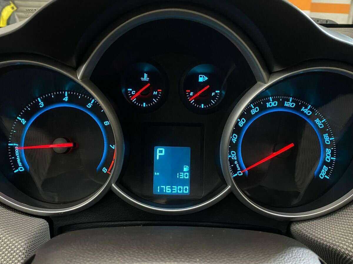 Chevrolet Cruze 2011 года с пробегом. Фото: #12