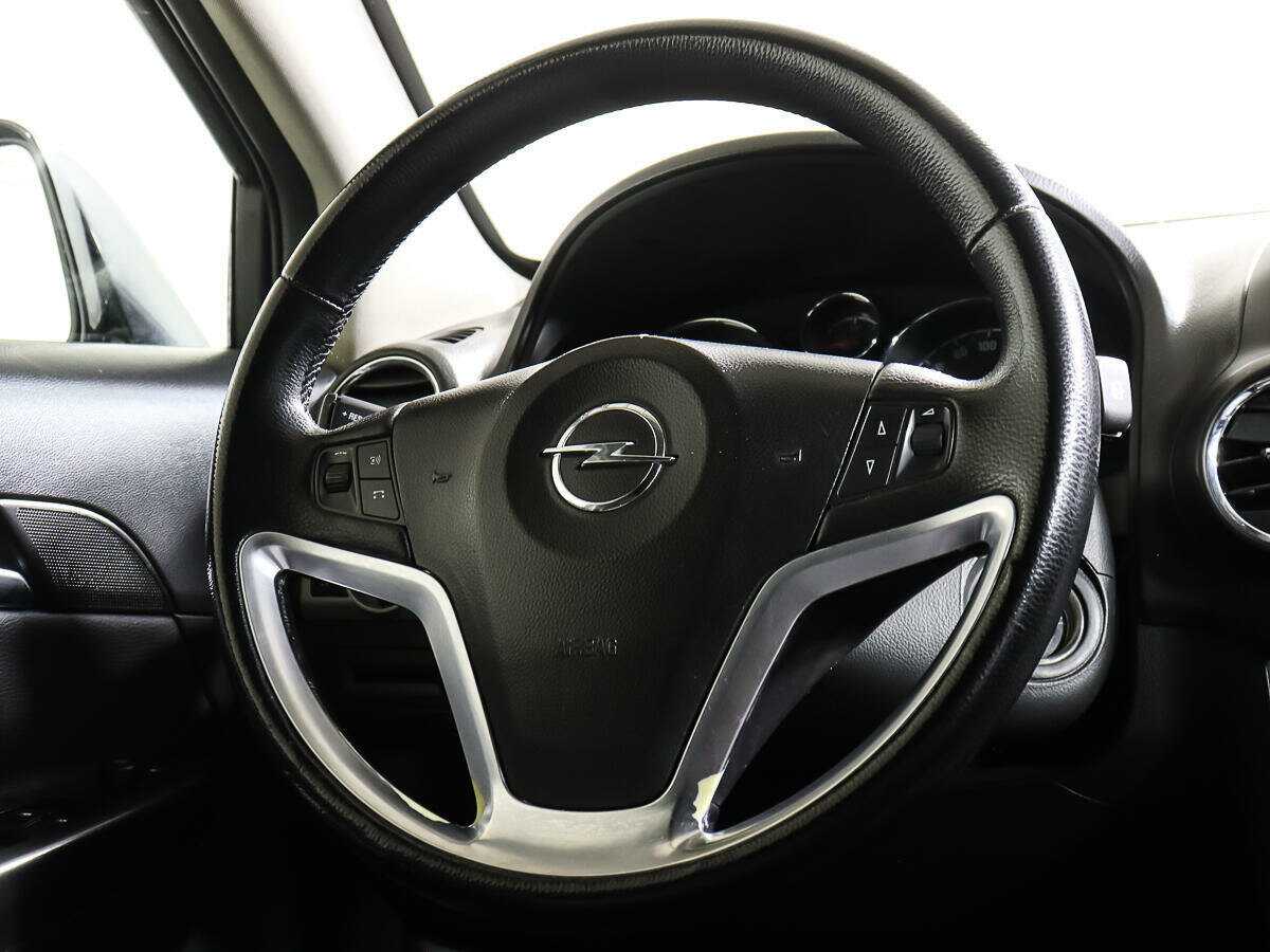 Opel Antara 2013 года с пробегом. Фото: #13