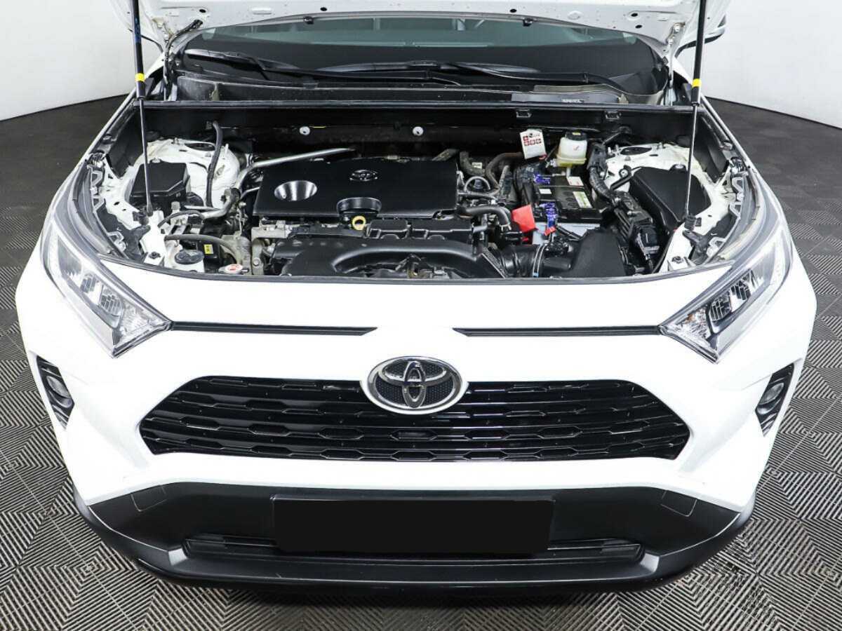 Toyota RAV4 2022 года с пробегом. Фото: #8