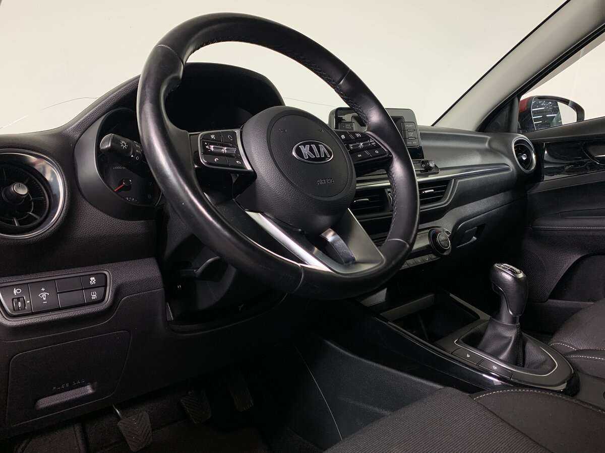Kia Cerato 2019 года с пробегом. Фото: #8