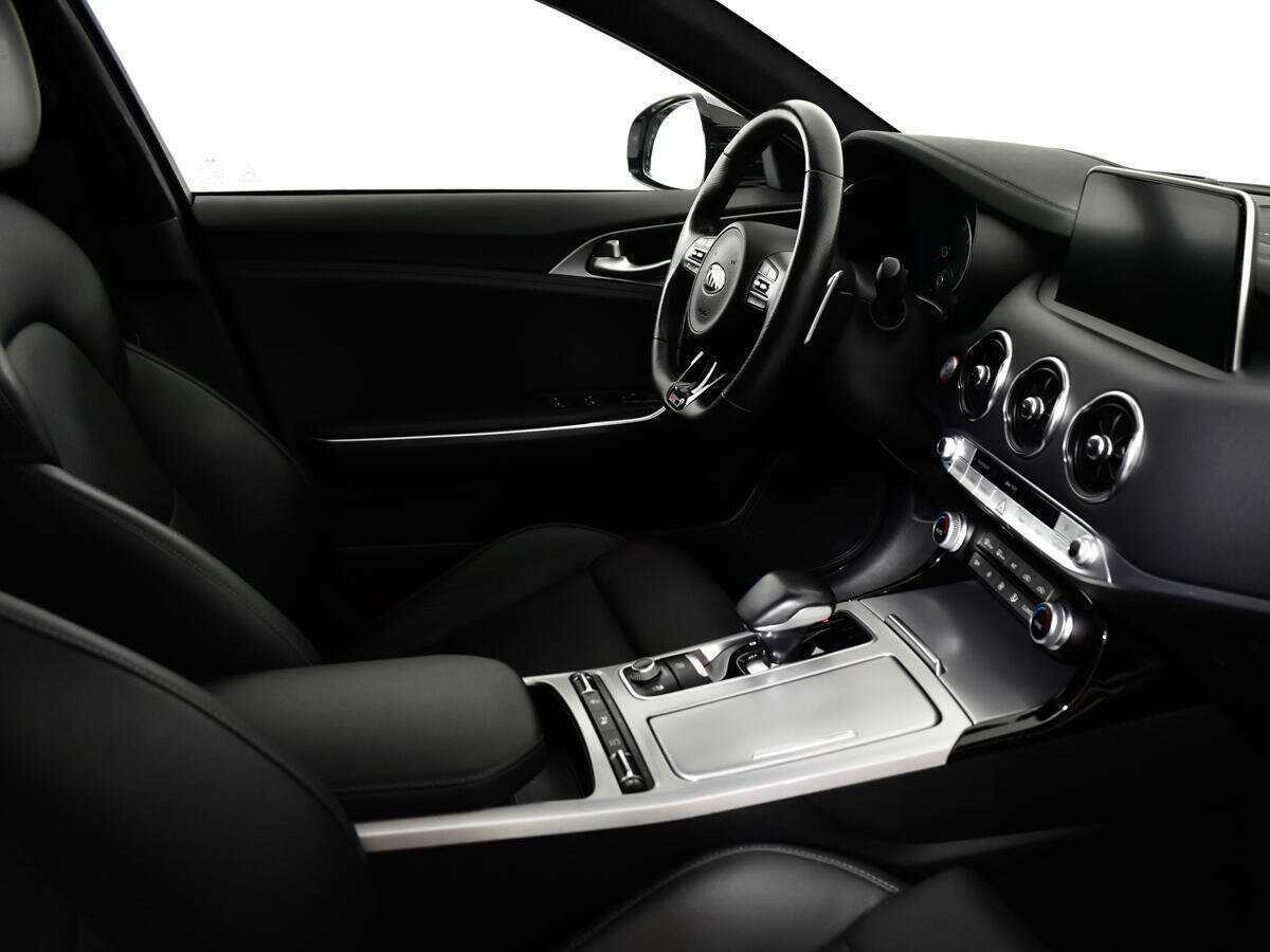 Kia Stinger 2019 года с пробегом. Фото: #5