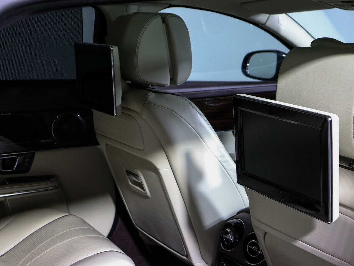 Jaguar XJ 2014 года с пробегом. Фото: #18