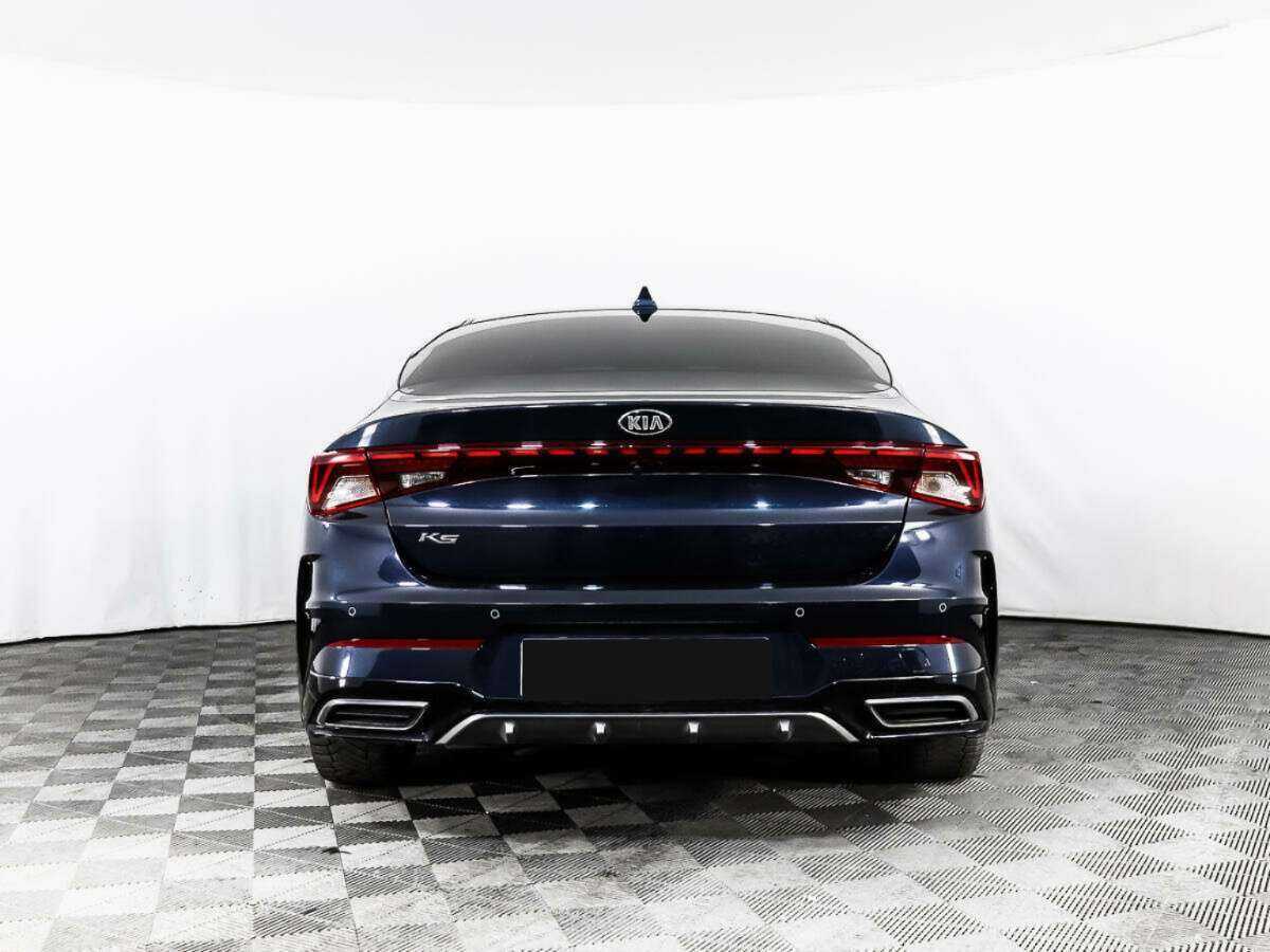 Kia K5 2021 года с пробегом. Фото: #5