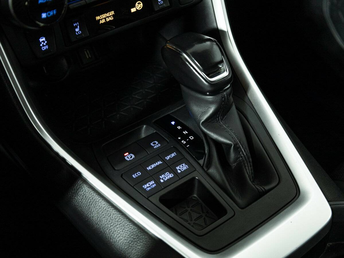 Toyota RAV4 2021 года с пробегом. Фото: #13