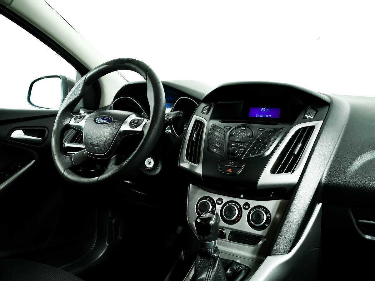 Ford Focus 2011 года с пробегом. Фото: #8