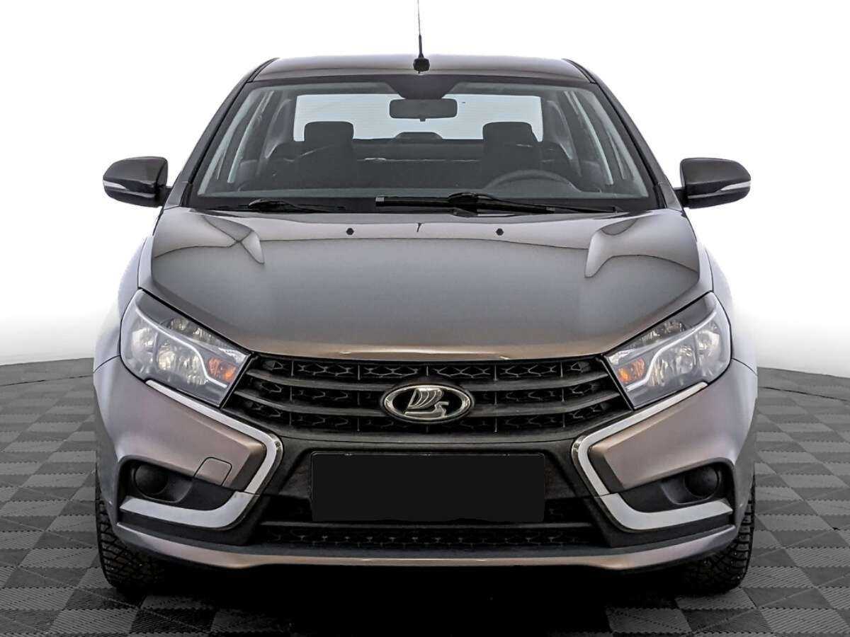 Lada (ВАЗ) Vesta 2018 года с пробегом. Фото: #1