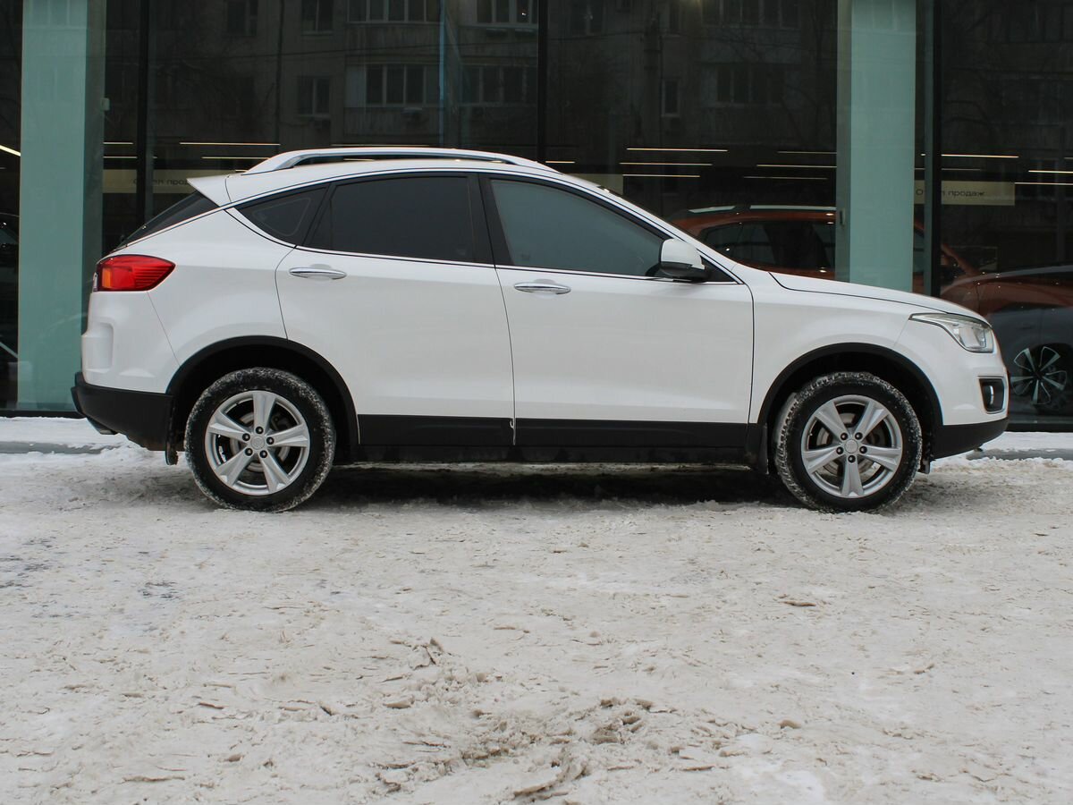 FAW Besturn X80 2017 года с пробегом. Фото: #3