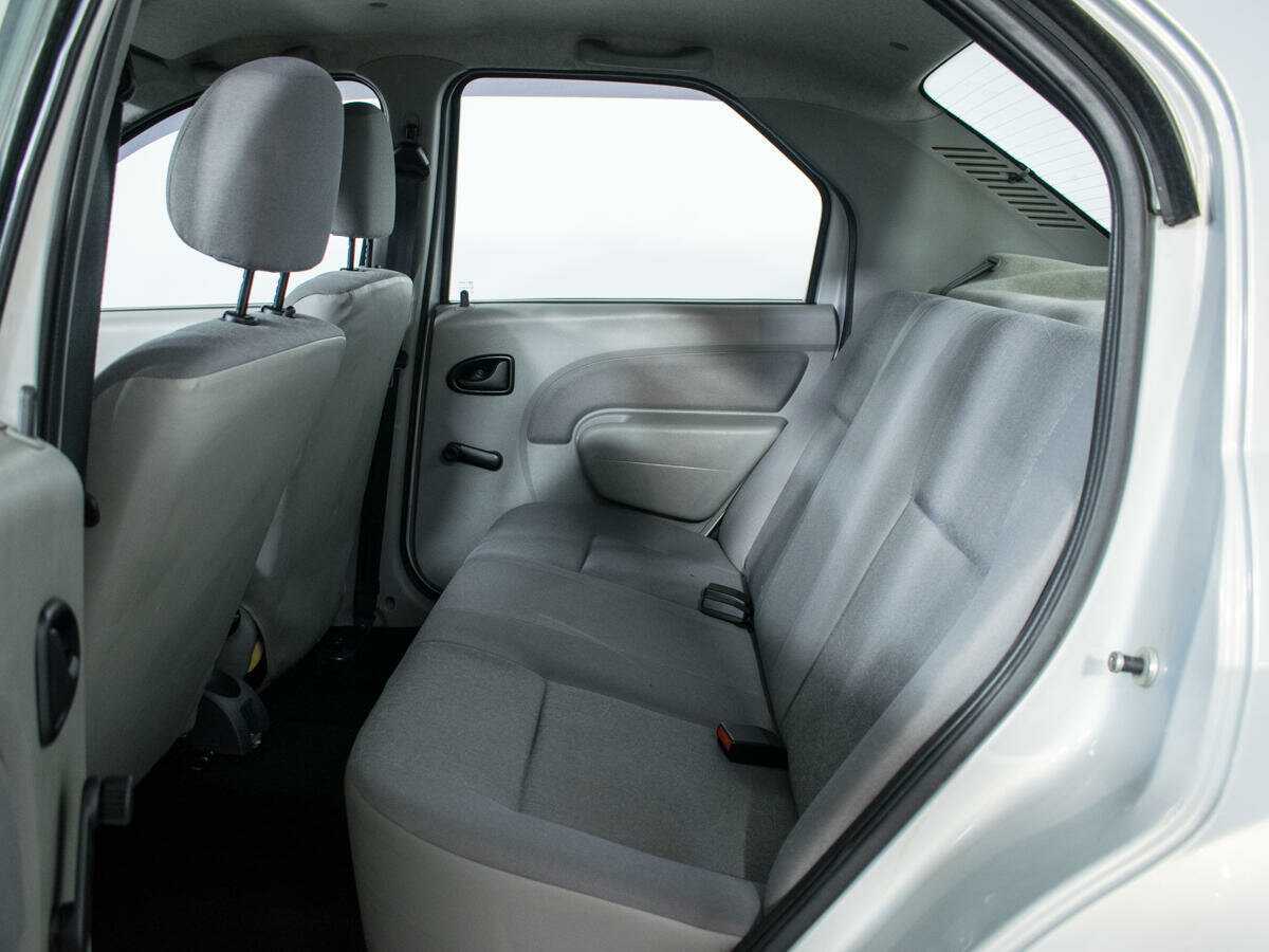 Renault Logan 2009 года с пробегом. Фото: #9