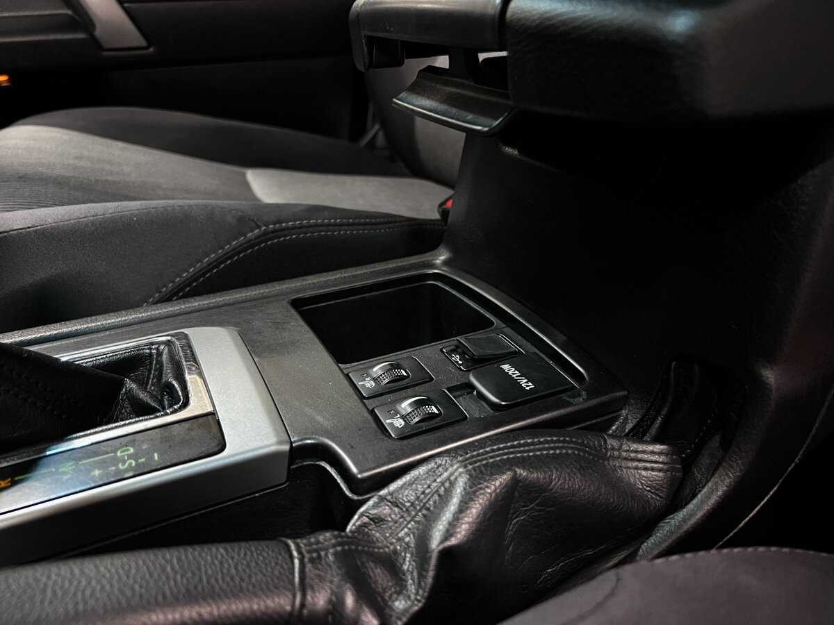 Toyota Land Cruiser Prado 2014 года с пробегом. Фото: #20