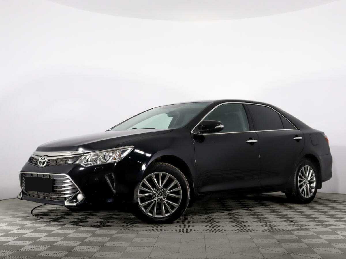 Toyota Camry 2016 года с пробегом. Посмотреть фото