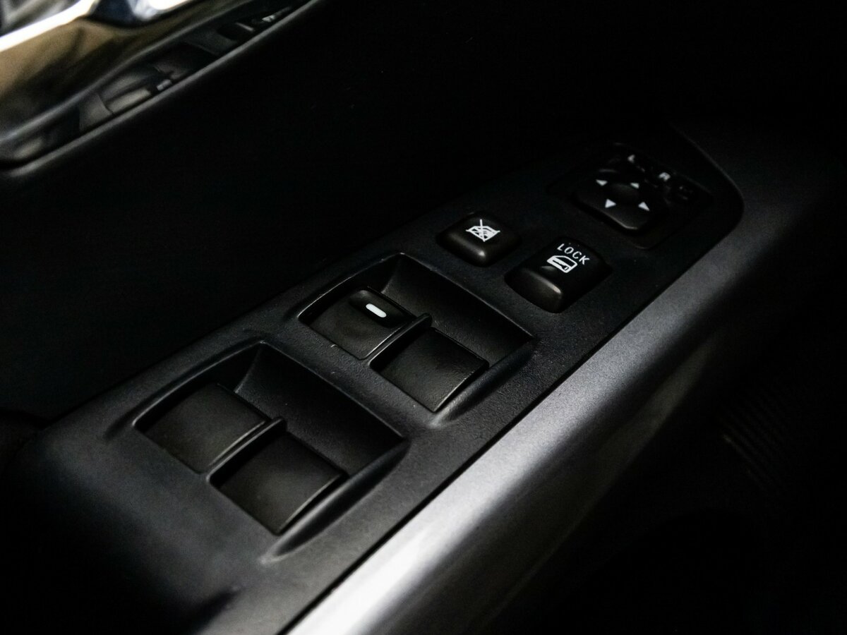 Peugeot 4007 2008 года с пробегом. Фото: #11