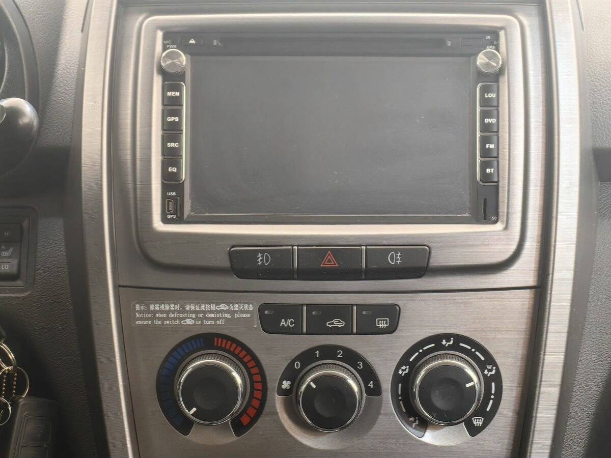 Chery Tiggo (T11) 2015 года с пробегом. Фото: #11