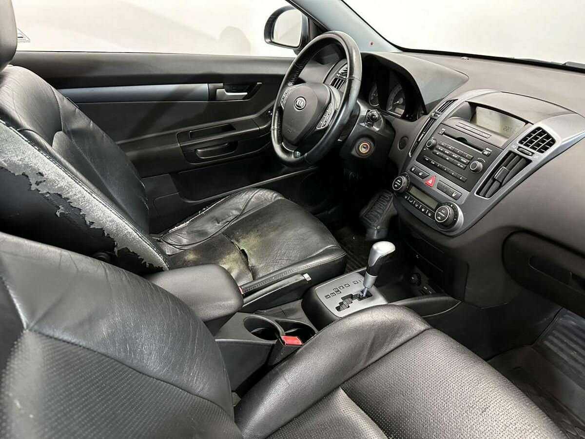 Kia Ceed 2008 года с пробегом. Фото: #9