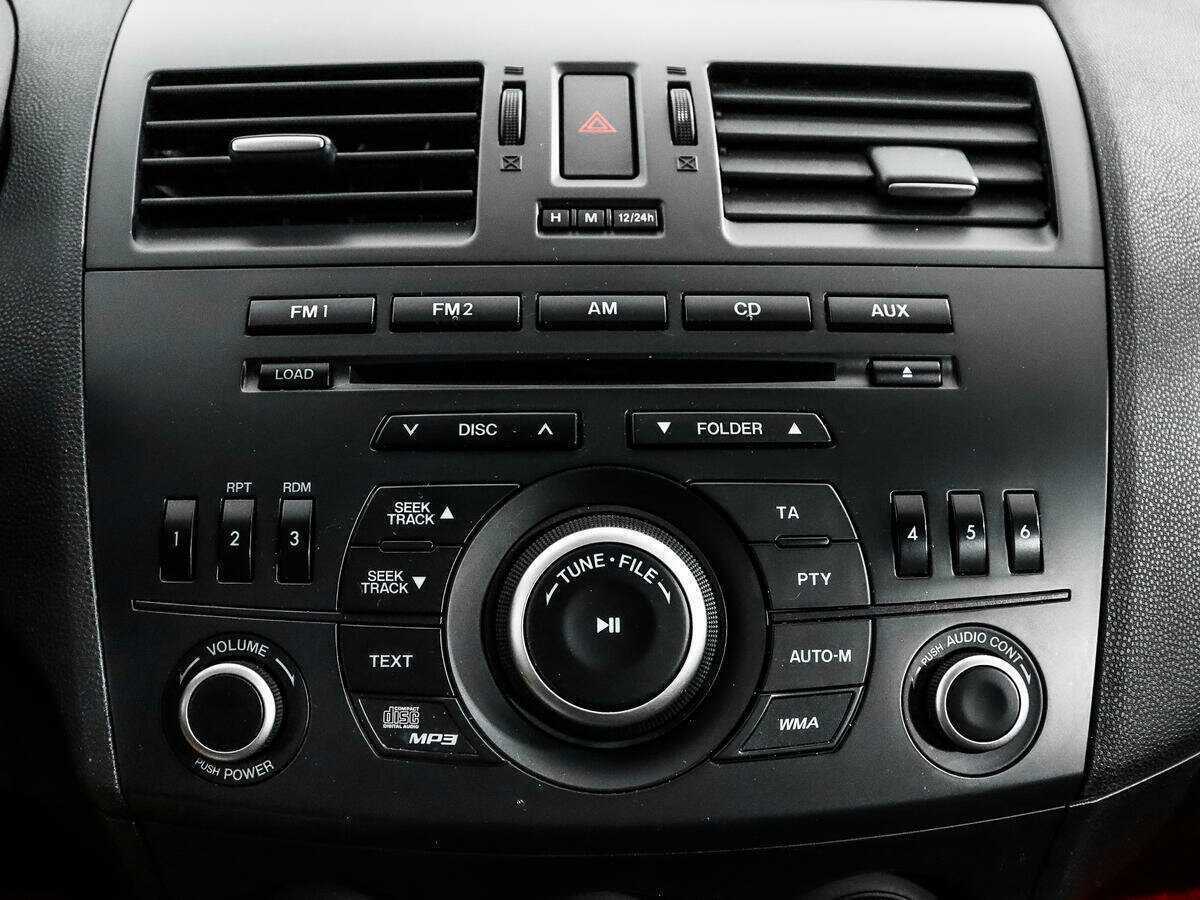 Mazda 3 2012 года с пробегом. Фото: #12