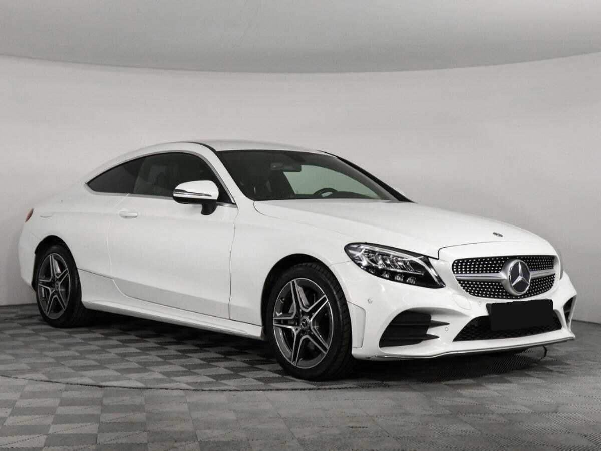 Mercedes-Benz C-Класс 2018 года с пробегом. Фото: #2