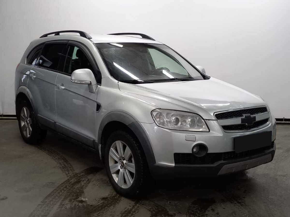 Chevrolet Captiva 2011 года с пробегом. Фото: #2