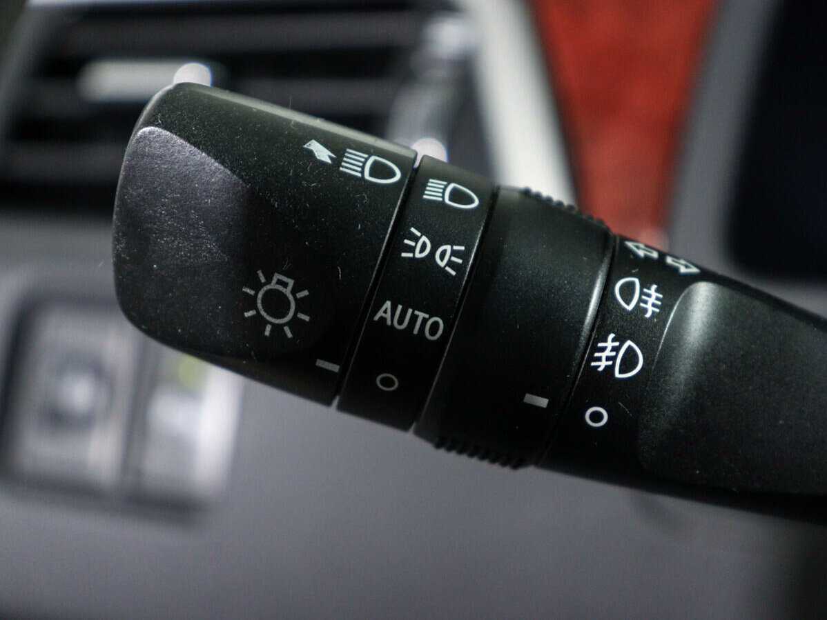 Toyota Camry 2013 года с пробегом. Фото: #15