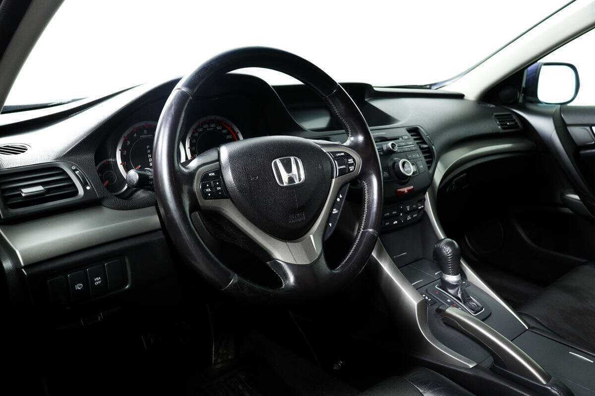 Honda Accord 2008 года с пробегом. Фото: #12