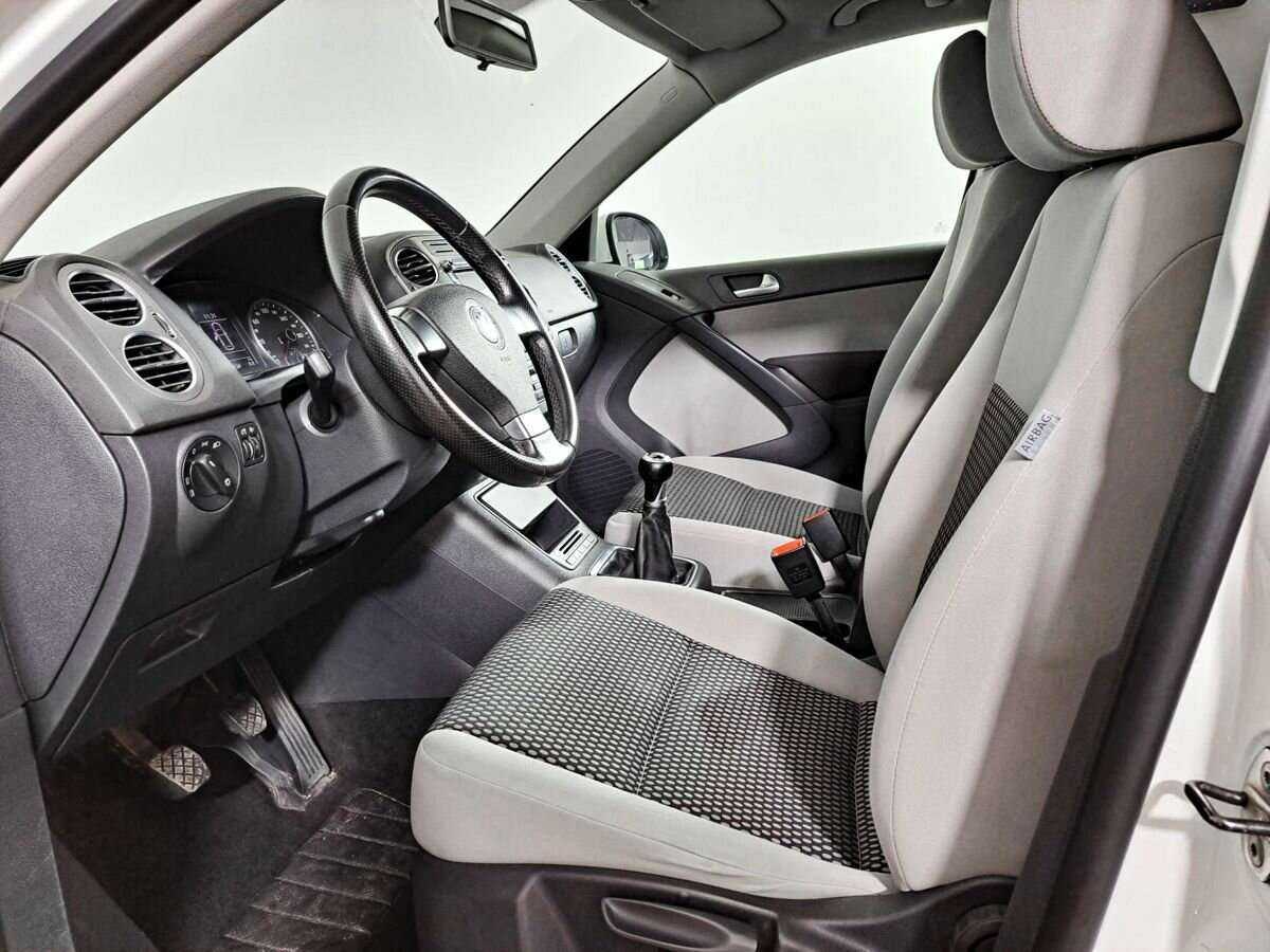 Volkswagen Tiguan 2010 года с пробегом. Фото: #13