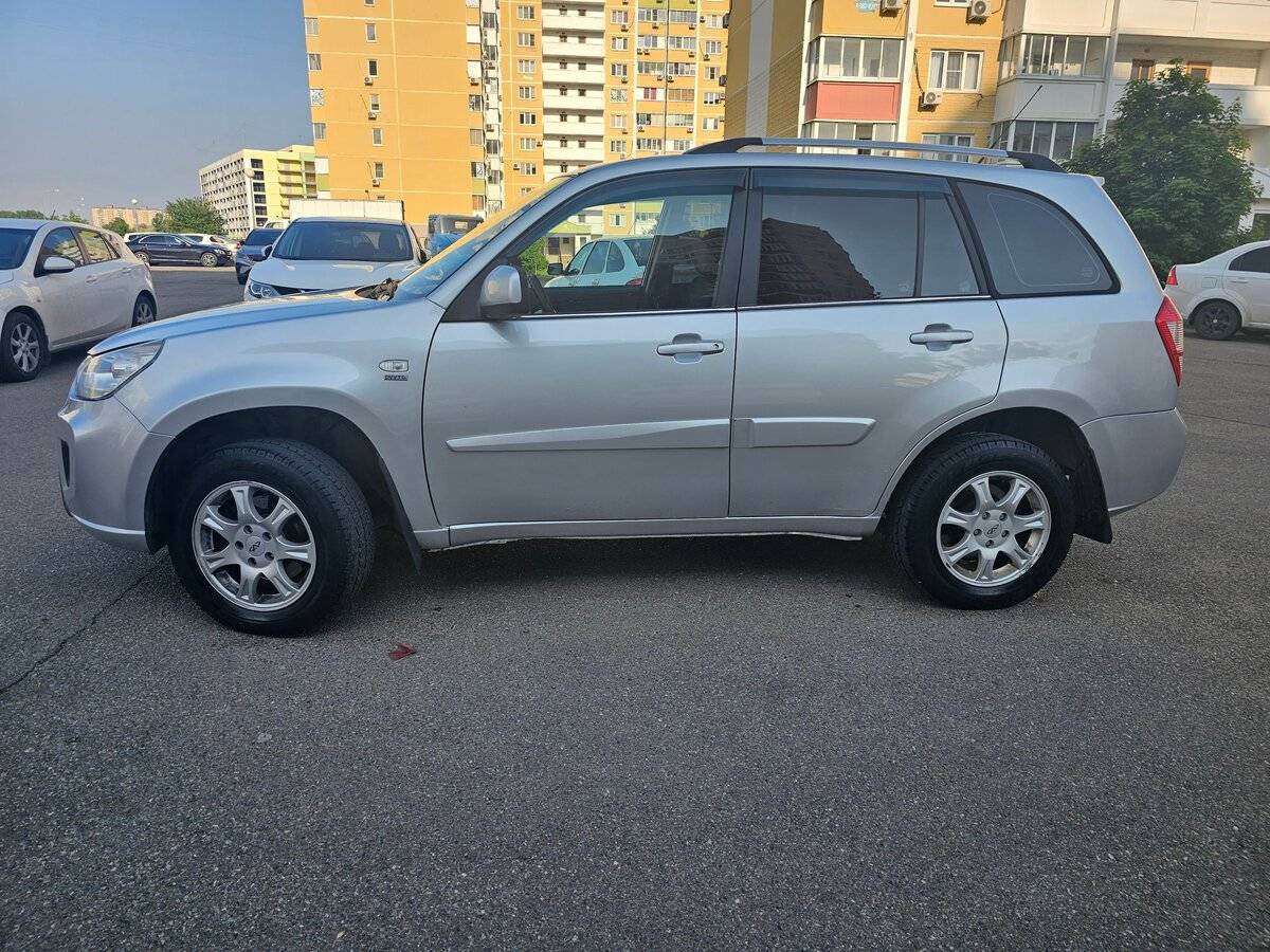 Chery Tiggo (T11) 2014 года с пробегом. Фото: #4
