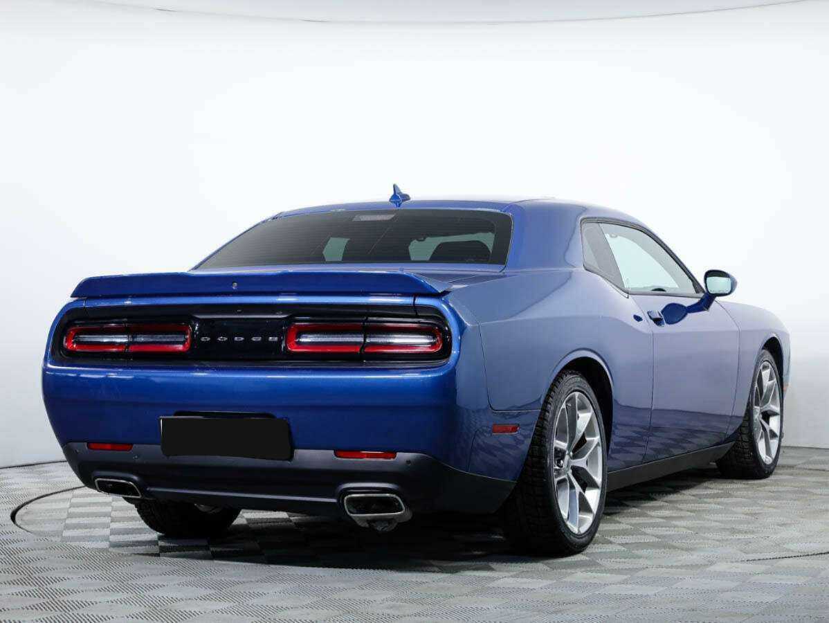 Dodge Challenger 2020 года с пробегом. Фото: #3