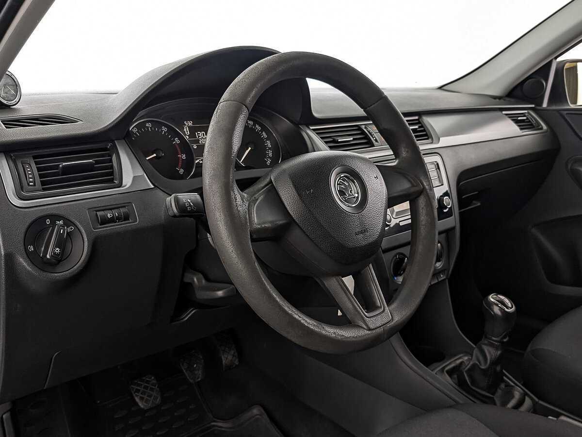 Skoda Rapid 2017 года с пробегом. Фото: #13