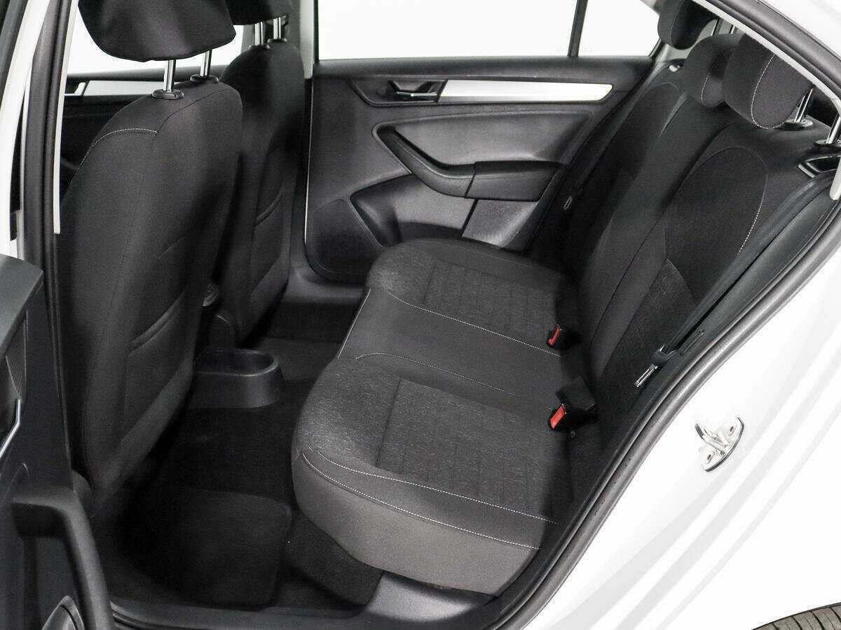 Skoda Rapid 2020 года с пробегом. Фото: #9