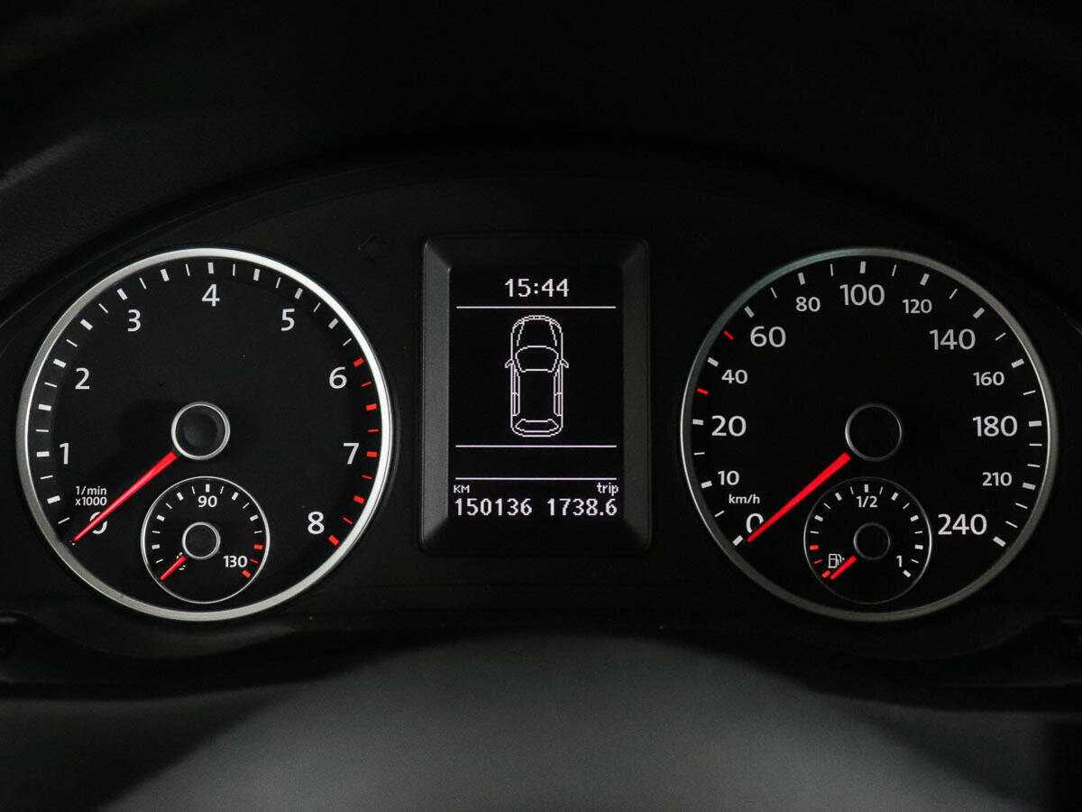 Volkswagen Tiguan 2011 года с пробегом. Фото: #8