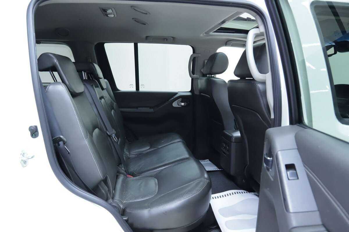 Nissan Pathfinder 2012 года с пробегом. Фото: #17