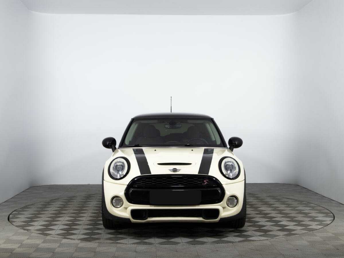 Mini Hatch 2014 года с пробегом. Фото: #1