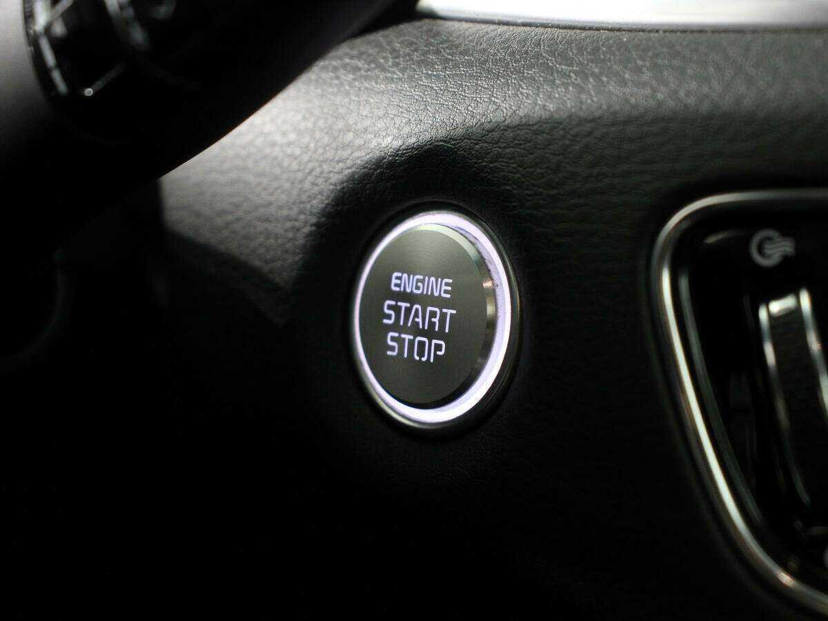 Kia K900 2019 года с пробегом. Фото: #19