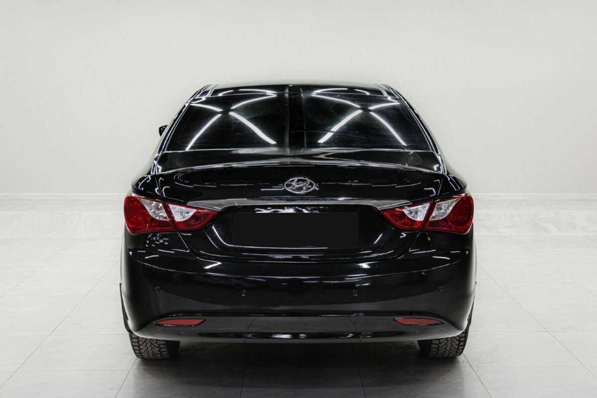 Hyundai Sonata 2011 года с пробегом. Фото: #4