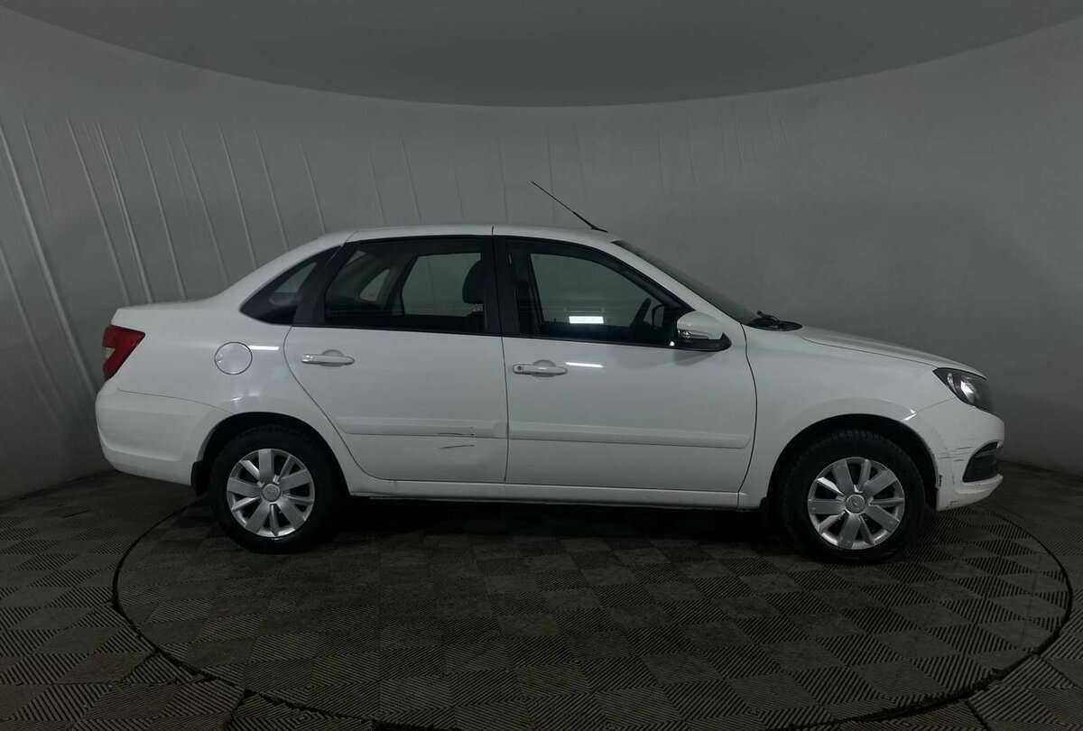 Lada (ВАЗ) Granta 2019 года с пробегом. Фото: #3