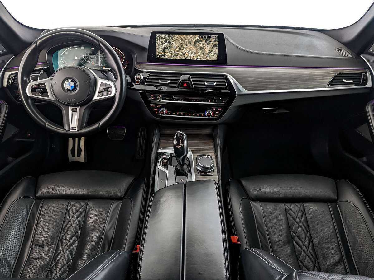 BMW 5 серии 2019 года с пробегом. Фото: #9