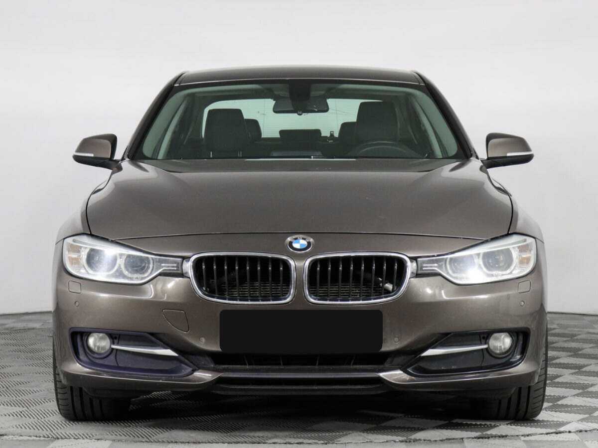 BMW 3 серии 2013 года с пробегом. Фото: #2