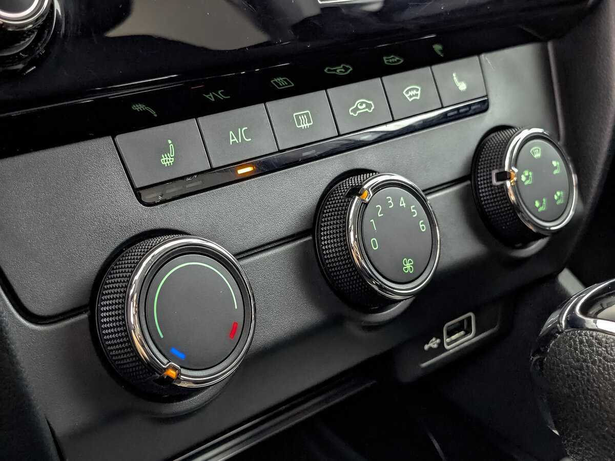 Skoda Octavia 2018 года с пробегом. Фото: #16