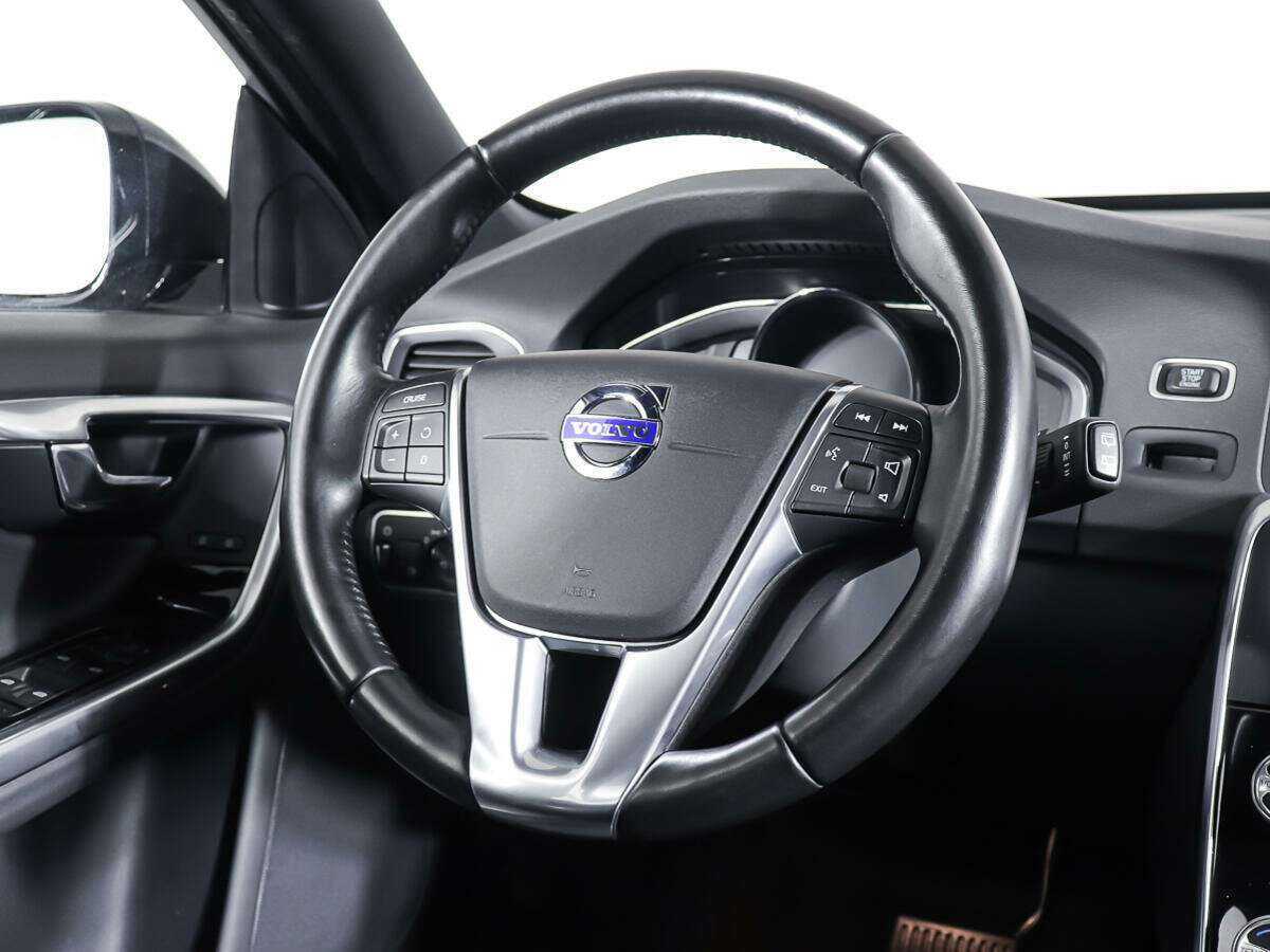 Volvo V60 Cross Country 2016 года с пробегом. Фото: #14