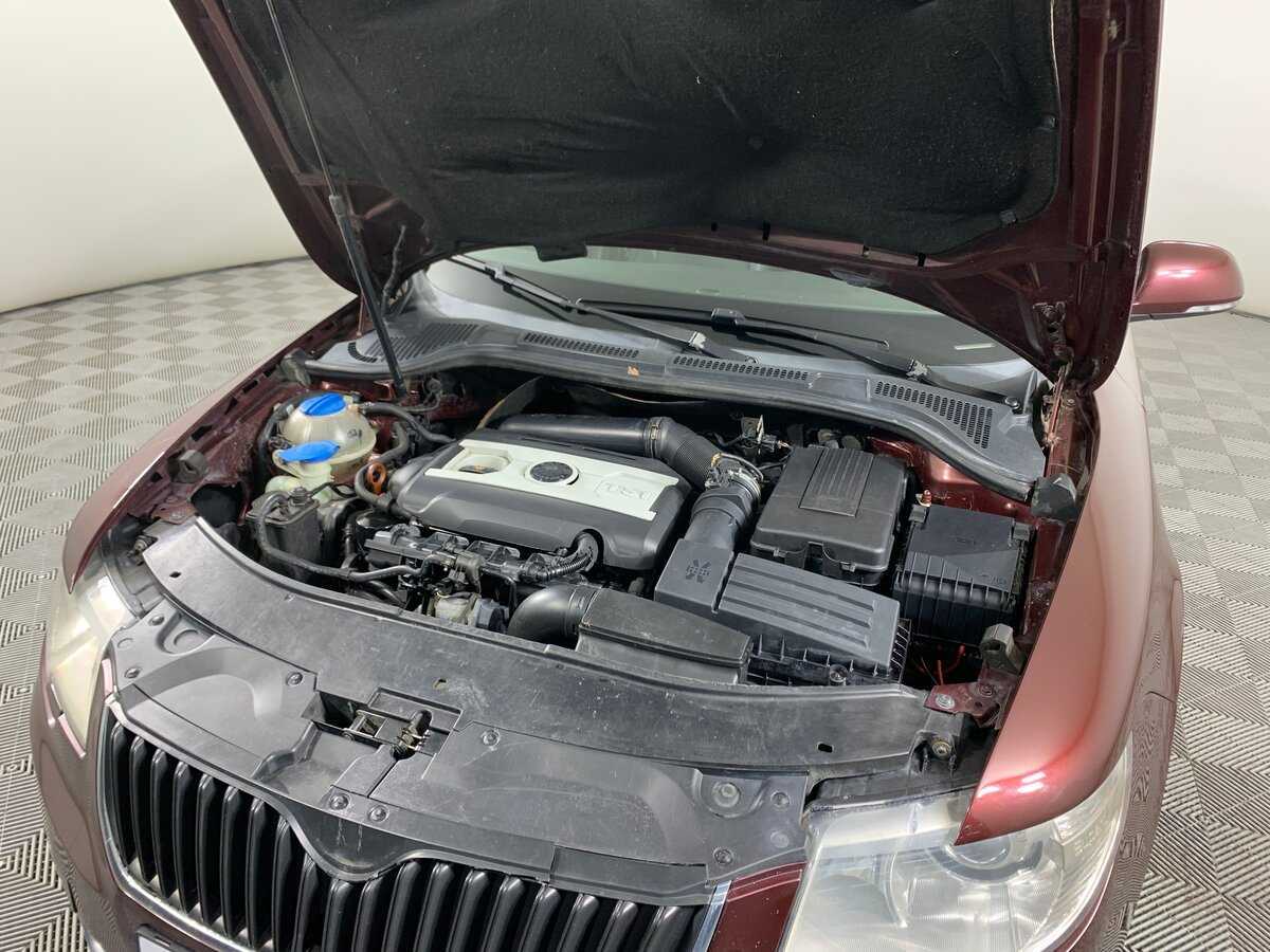 Skoda Superb 2009 года с пробегом. Фото: #10