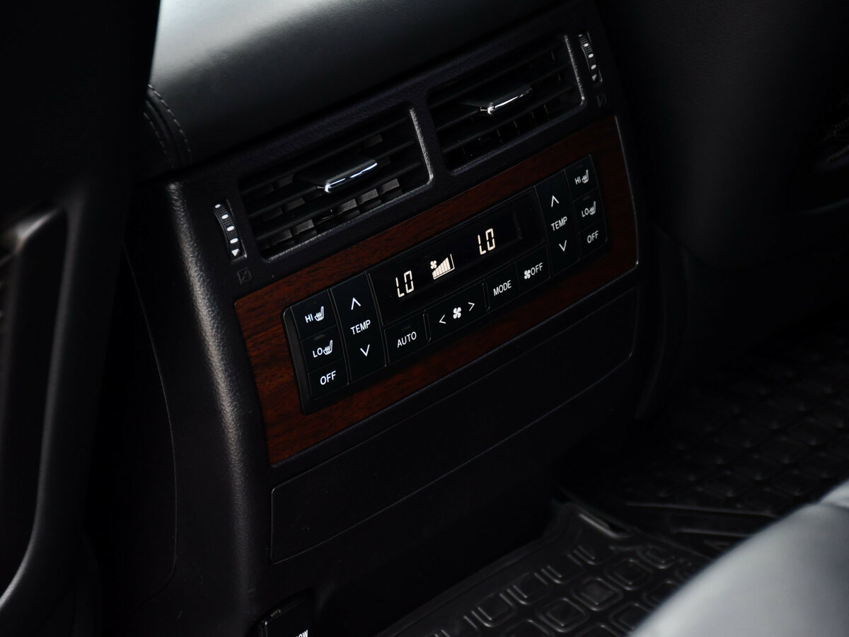 Toyota Land Cruiser 2017 года с пробегом. Фото: #14