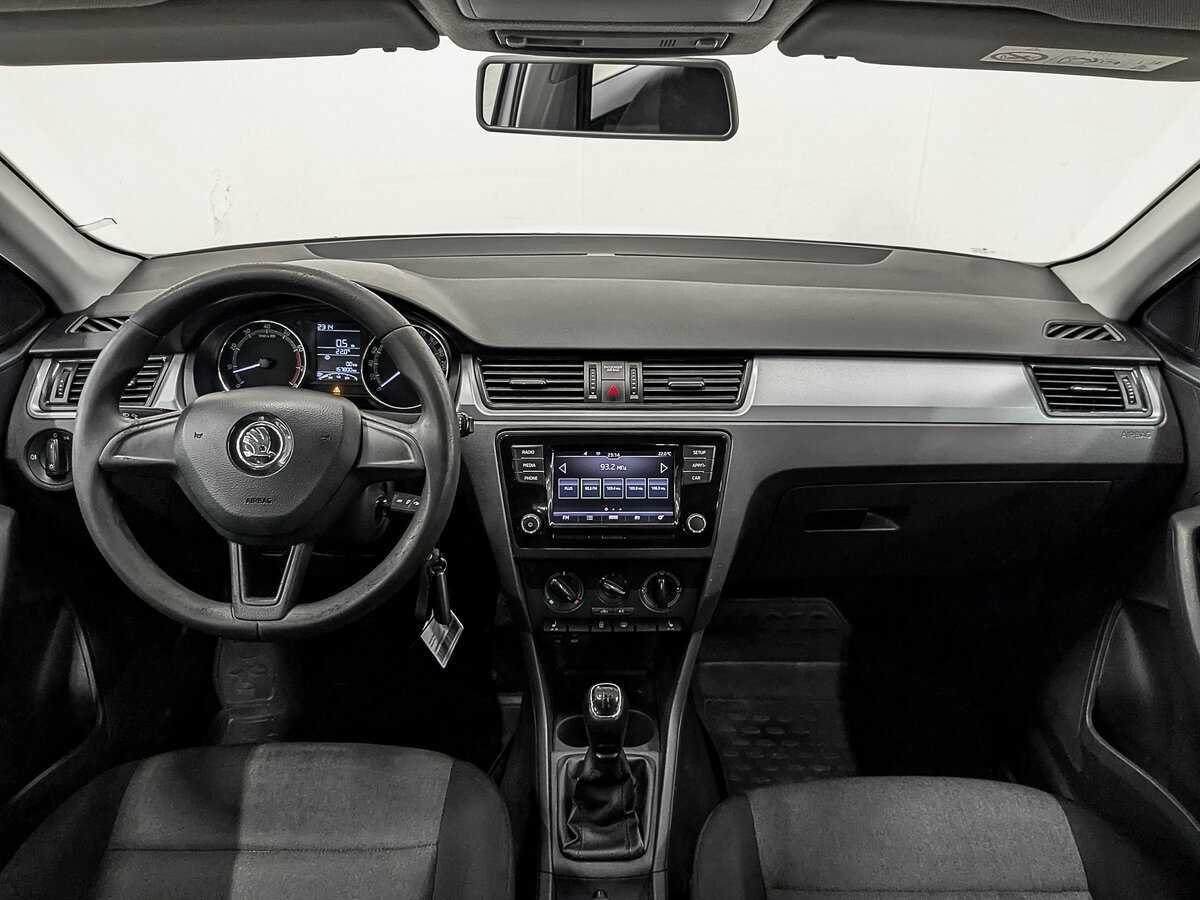 Skoda Rapid 2017 года с пробегом. Фото: #11