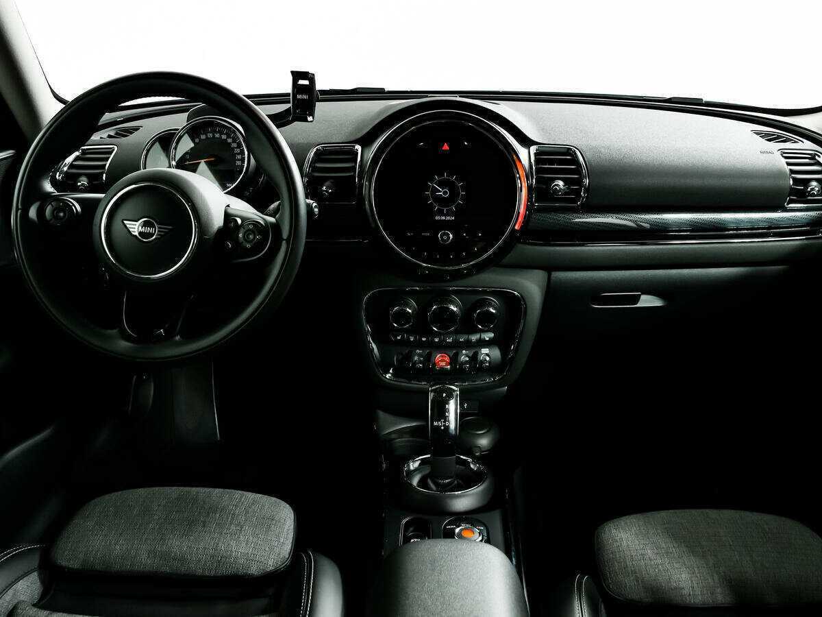 Mini Clubman 2021 года с пробегом. Фото: #10