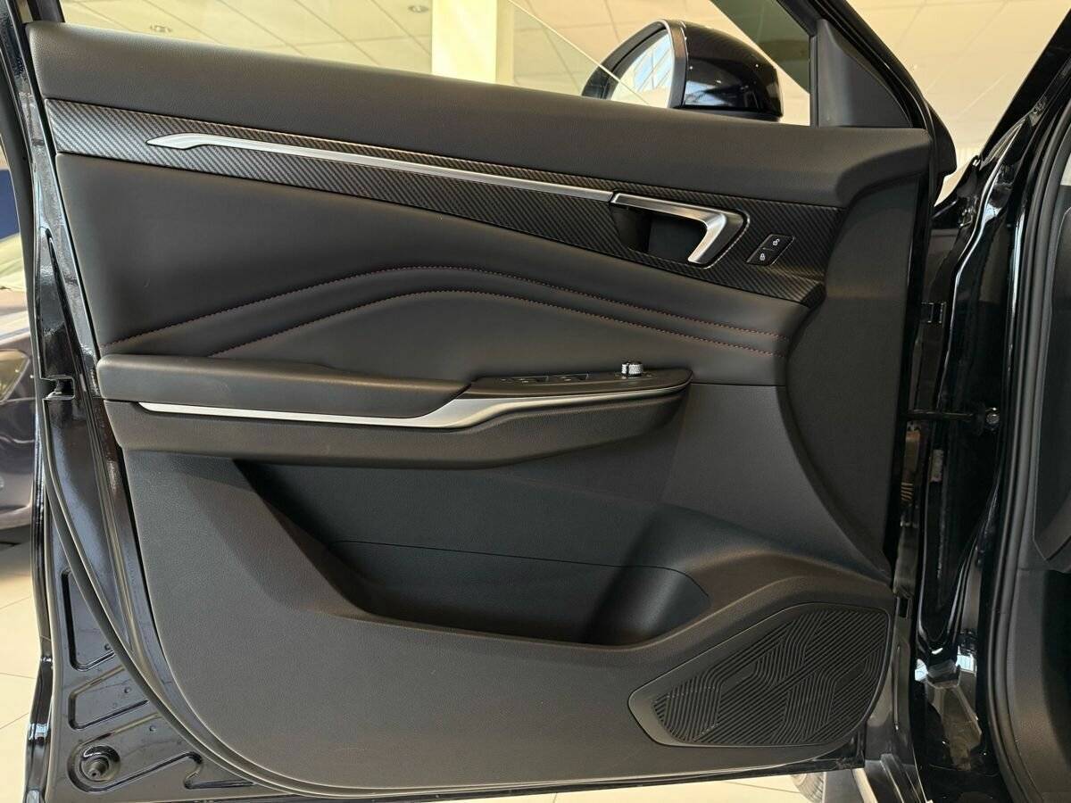 FAW Bestune T55 2023 года с пробегом. Фото: #11